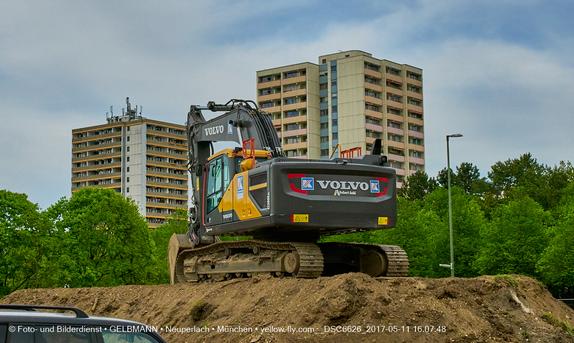 11. Mai 2017 - Grundsteinlegung für die LOGE und dem Kulturquadrat in Neuperlach